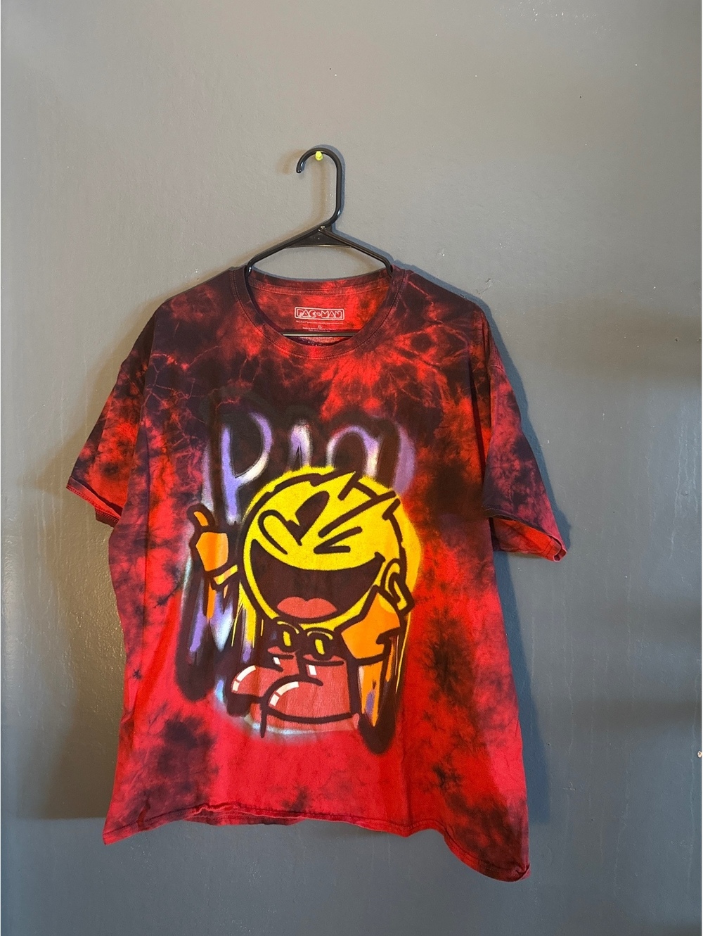 Pac-Man Red and Black Tie-Dye Graphic Tee Men's XL